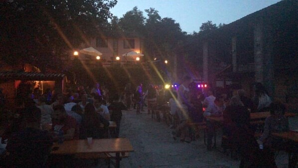 Courtyard - Agriranch La Betla (Bettola)