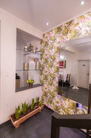 Interior detail - Pousada Majuli (Olímpia)