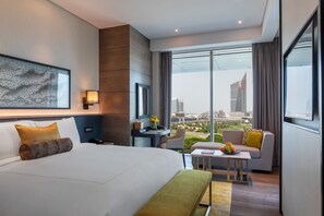 Minibar, in-room safe, individually decorated, individually furnished