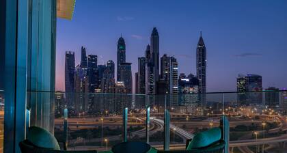 Taj Jumeirah Lakes Towers