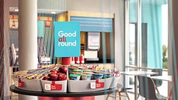 Free continental breakfast on weekends