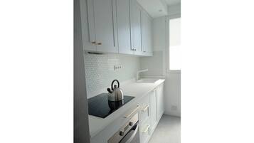 CafetiĂšre/bouilloire, grille-pain