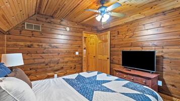 2 quartos, ferros/tábuas de passar roupa, Wi-Fi, roupa de cama