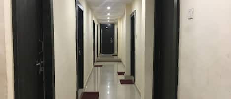 Lorong