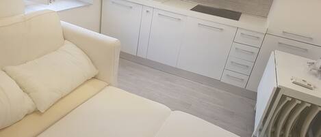 Apartment, 1 Bedroom | Private kitchen | Full-size fridge, microwave, stovetop, dishwasher