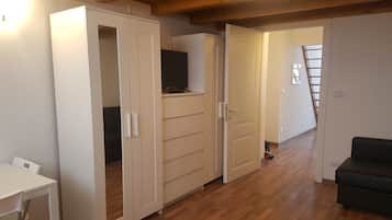 Apartment, 1 Bedroom | Television