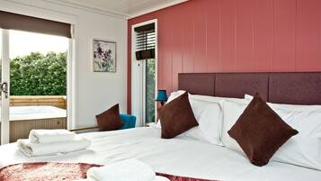 1 chambre, bureau, fer et planche Ă repasser, accĂšs Internet