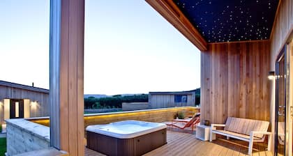 Batcombe Hollow, Strawberryfield Park