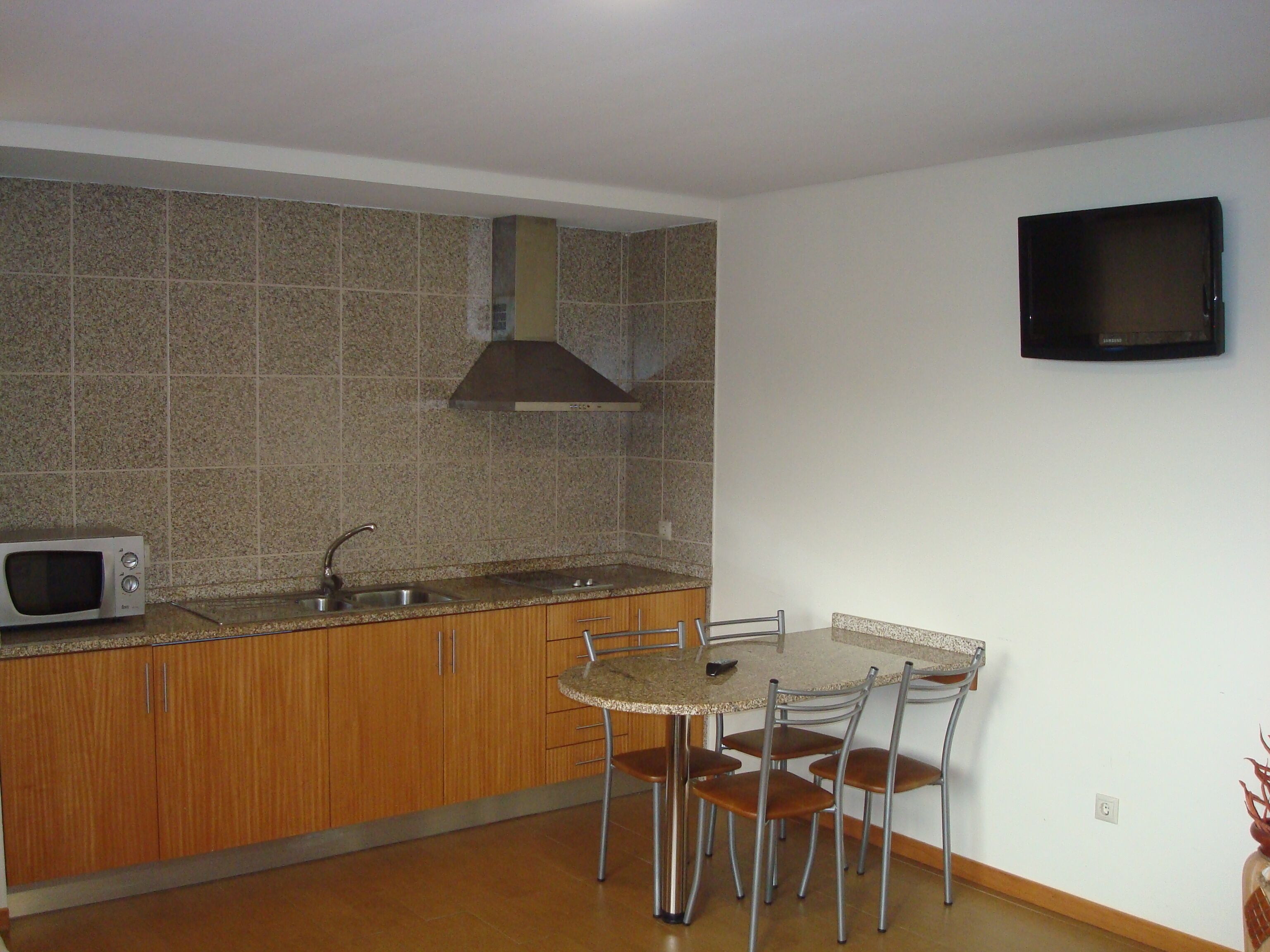 studio | private kitchenette