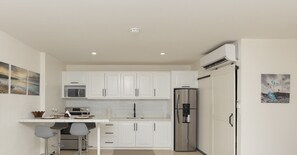 Réfrigérateur, micro-ondes, four, plaque de cuisson