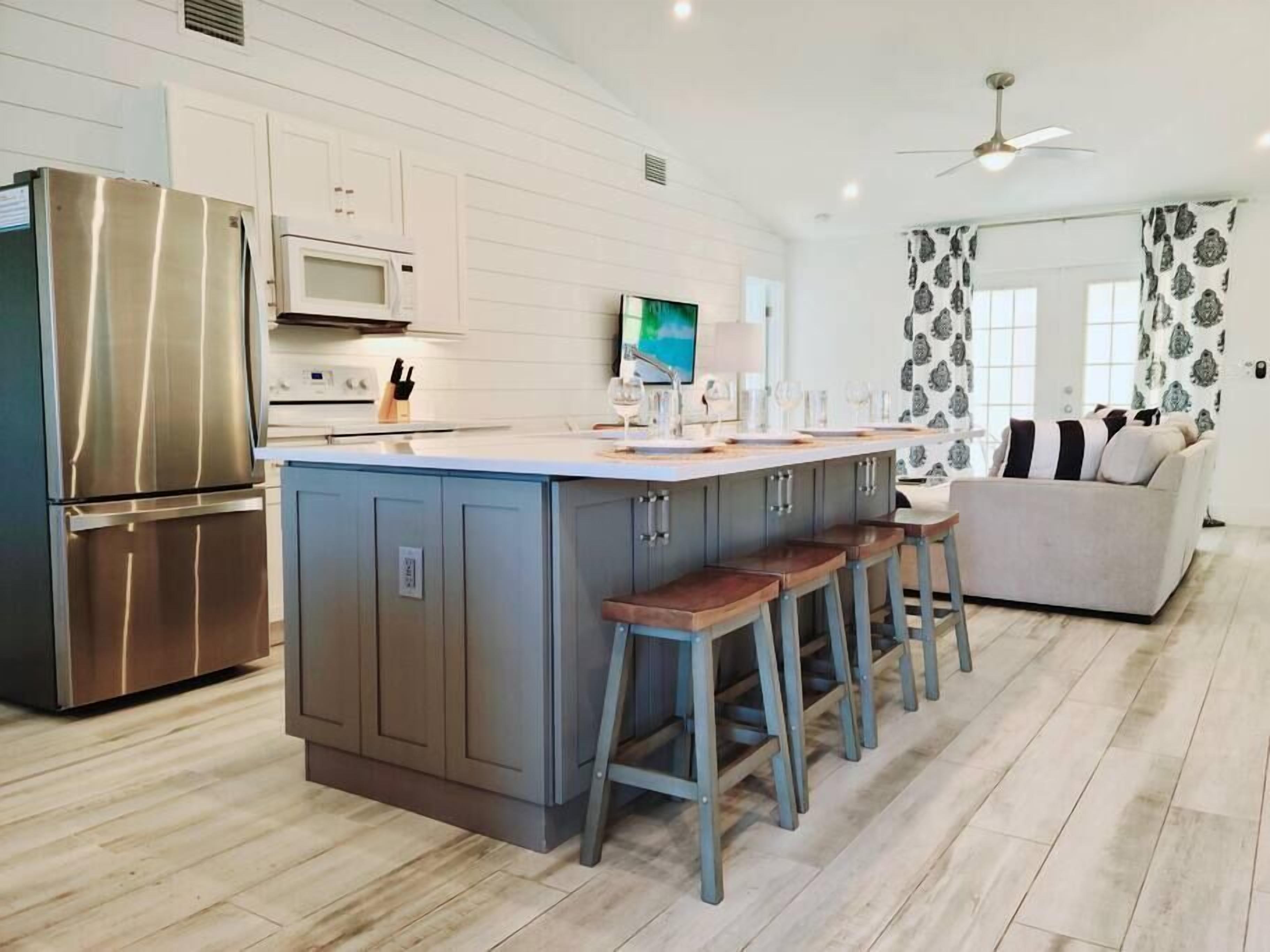 622 Beach Cottage One | Fenced Private Backyard