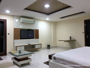 Habitación Royal | Decoración individual, mobiliario individual, escritorio