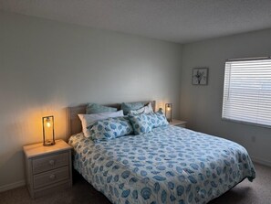 2 室のベッドルーム、アイロン / アイロン台、WiFi (無料)、ベッドシーツ