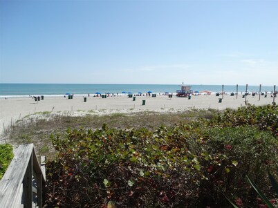 DIRECT OCEANFRONT 201 at the Boardwalk, 2 King Beds! Stunning Views!