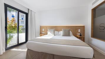 In-room safe, desk, laptop workspace, blackout drapes