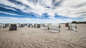 Am Strand, Liegestühle