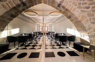 Free daily cooked-to-order breakfast