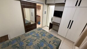 Apartment | Peti besi dalam bilik, Wi-fi percuma 