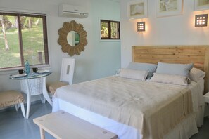 1 室のベッドルーム、セーフティボックス (室内)、デスク、WiFi (無料)