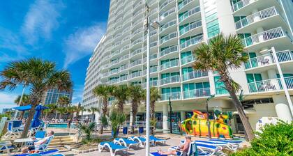 Luxury Oceanfront Condo, Stunning Views Multiple Pools Sandy Beach Resort