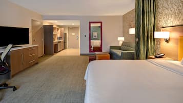 Bureau, espace de travail pour ordinateur portable, rideaux occultants