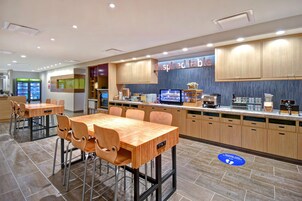 Desayuno buffet incluido todos los días 