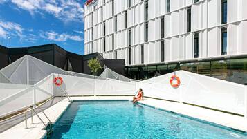 Seasonal outdoor pool