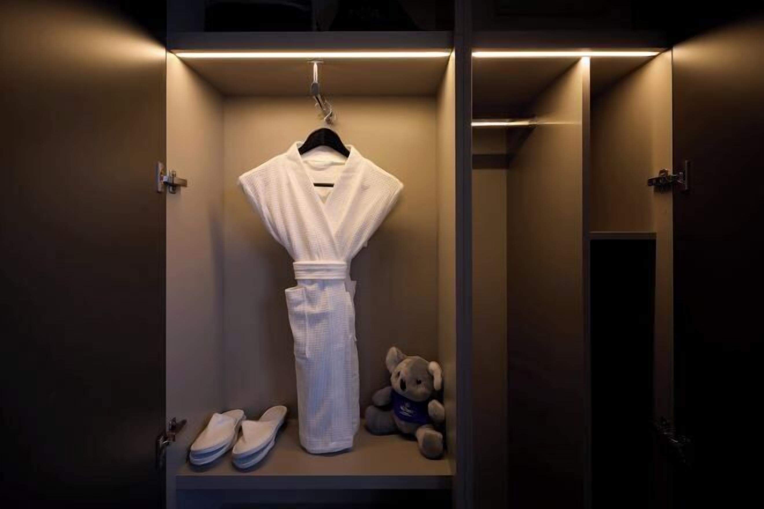 Amenidades de baño | Regadera, regadera tipo lluvia, amenidades de baño de diseñador 