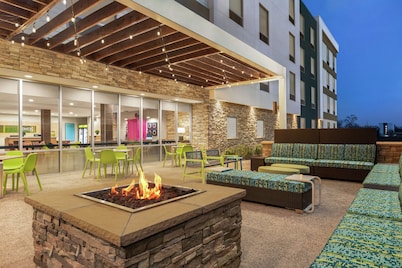 Home2 Suites by Hilton Ridley Park Philadelphia Airport South