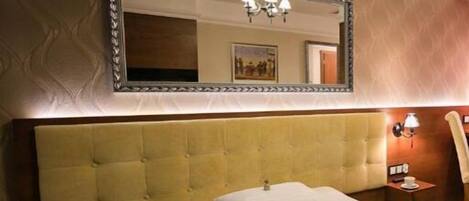 Chambre Simple | Coin séjour