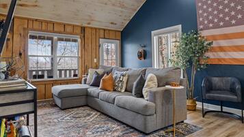 Smart-tv, pejs, bøger, musikbibliotek