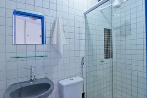 Shower, towels, soap, toilet paper