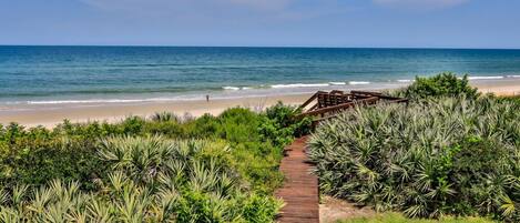 Comfort House, 3 Bedrooms, Beach View (Beach House) | Beach/ocean view