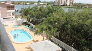 Unclassified image, 3 of 36, button - Quiet Waters 3D (Indian Shores)