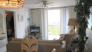 Unclassified image, 4 of 36, button - Quiet Waters 3D (Indian Shores)