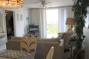 42-inch TV with cable channels