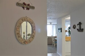 Interior - Quiet Waters 3D (Indian Shores)