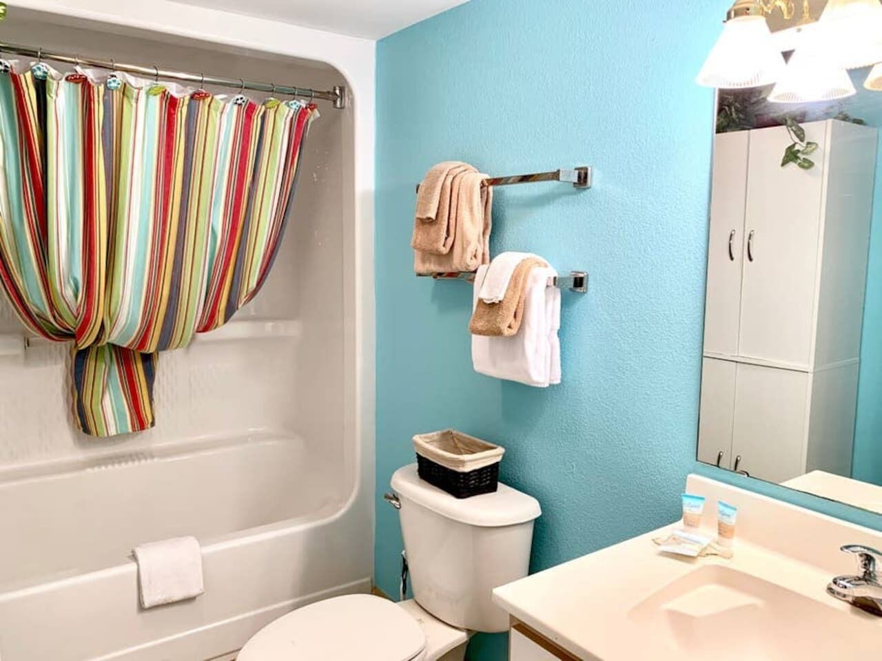 *WONDERful Amenities*Queen Beds*Pools & MORE*C50