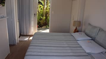 Minibar, wifi gratis y ropa de cama