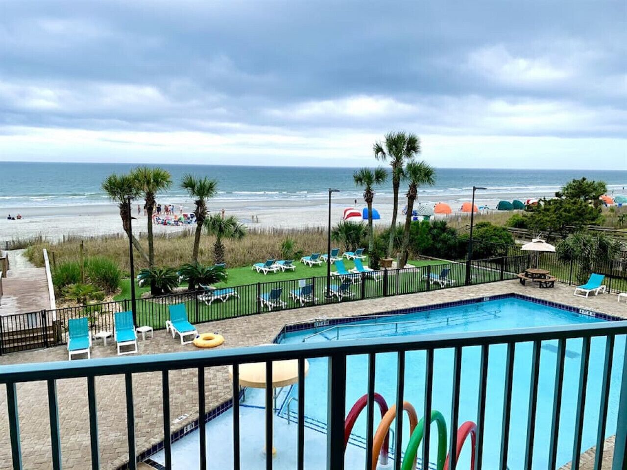 *RENOVATED OCEANFRONT CONDO*Queen Beds*Pools*Hot Tubs*More*P220