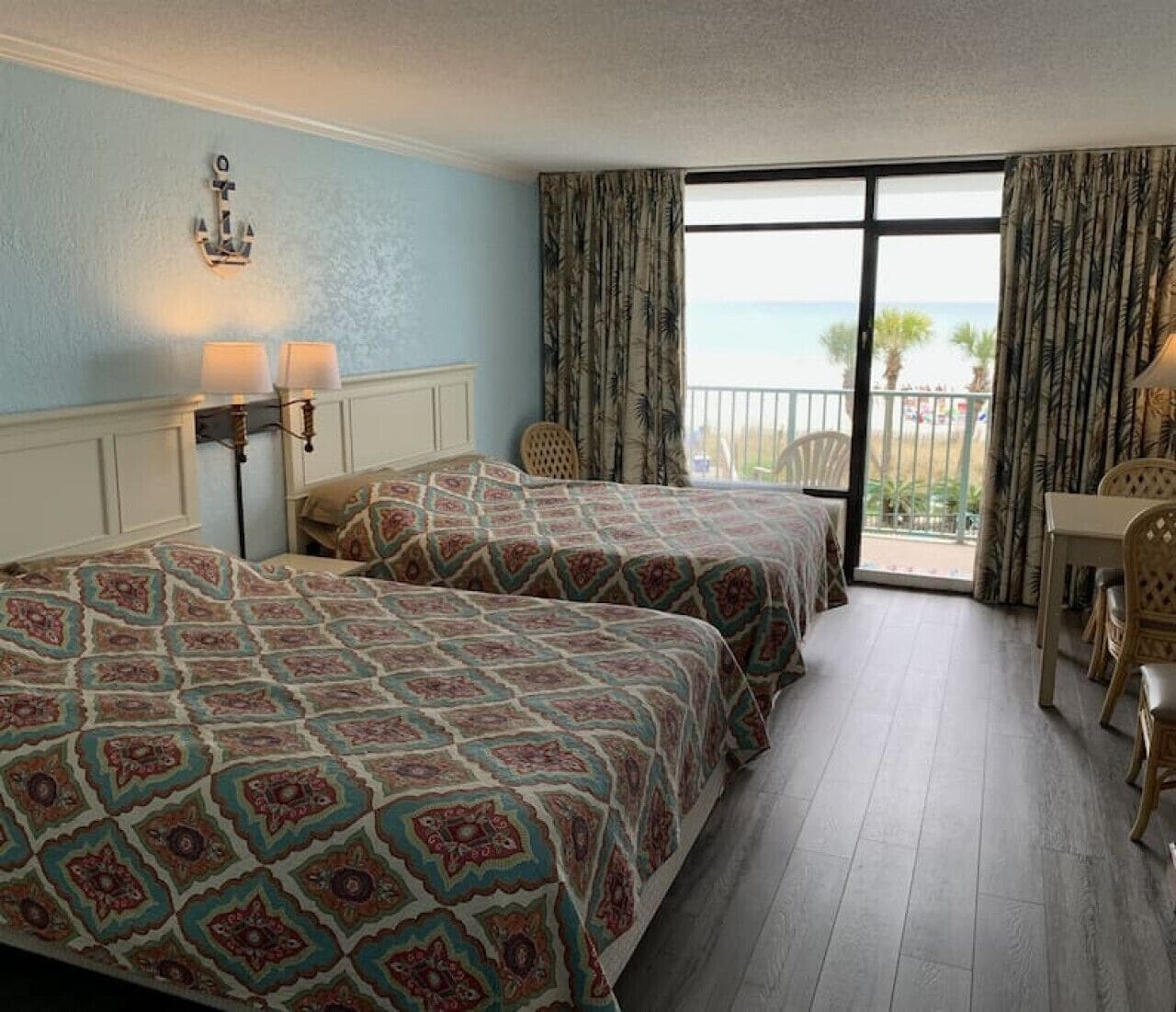 *RENOVATED OCEANFRONT CONDO*Queen Beds*Pools*Hot Tubs*More*P220