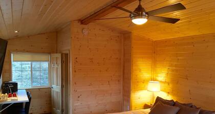 Knik River Lodge--Comfortable Cabins - Helicopter & Dogsled Tours - Fine Dining