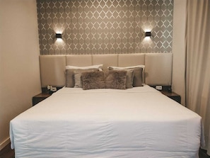 Deluxe-Zimmer | Minibar, kostenlose Babybetten, kostenloses WLAN, Bettwäsche