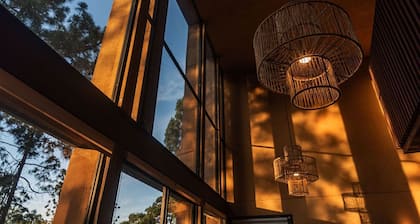 Luxurious Modern Cabin / Jacuzzi /Mazamitla /Beautiful forest  /Amazing view