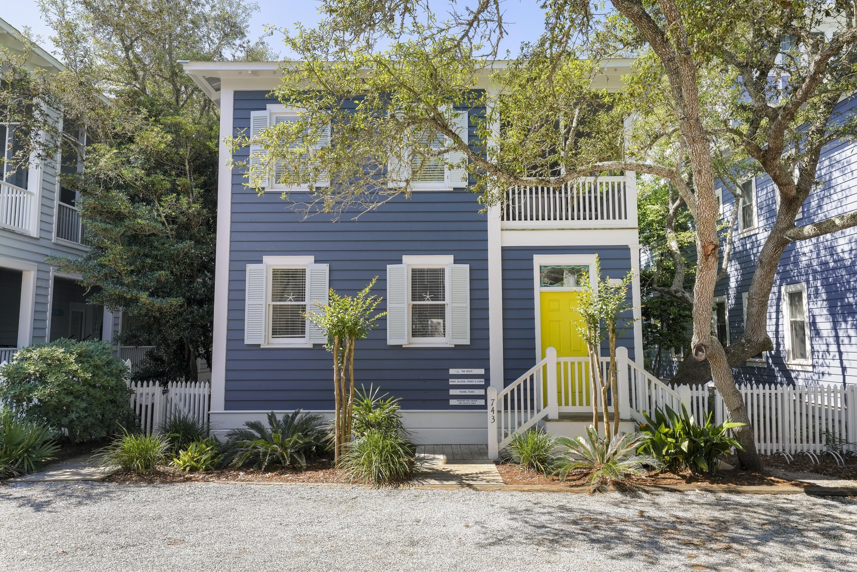 UPDATED RENOVATED HOME IN SEASIDE, Oasis, sleeps 10!