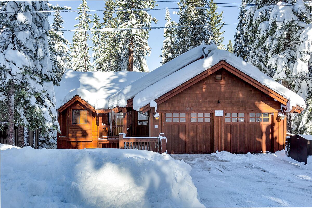 Forest View Lodge Private Hot Tub and Pool Table