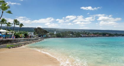 Kona Lunapule 205B: Tranquil 2BR Retreat with Ocean Views