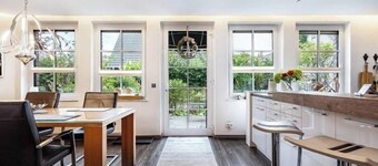 Rose Cottage - relax and unwind.