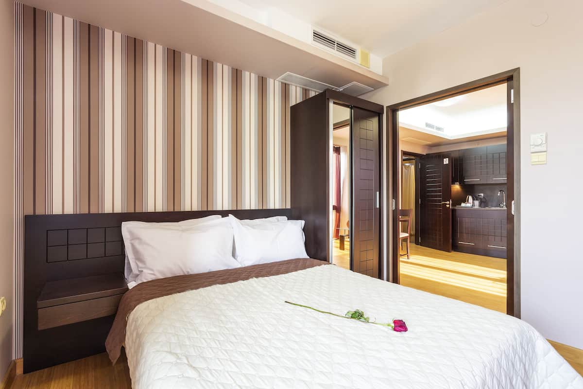 1 bedroom, minibar, in-room safe, desk