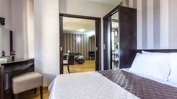 Apartment | 1 bedroom, minibar, in-room safe, desk